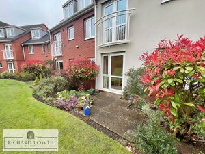 Patio Door - click for photo gallery
